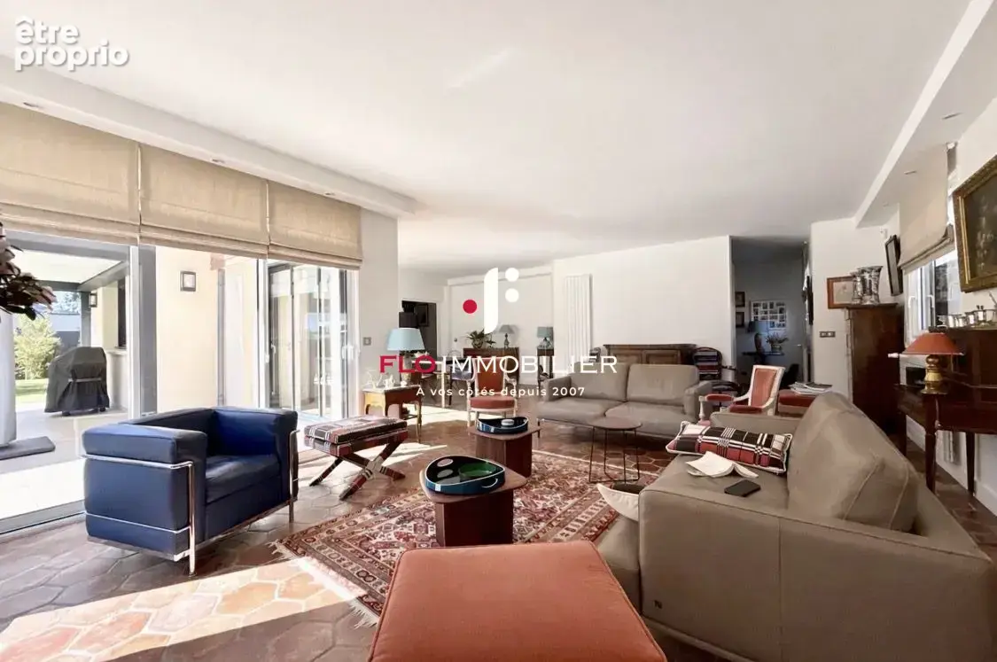 Maison 10 pièces 280 m² à vendre à Caen (14000) - photo 2