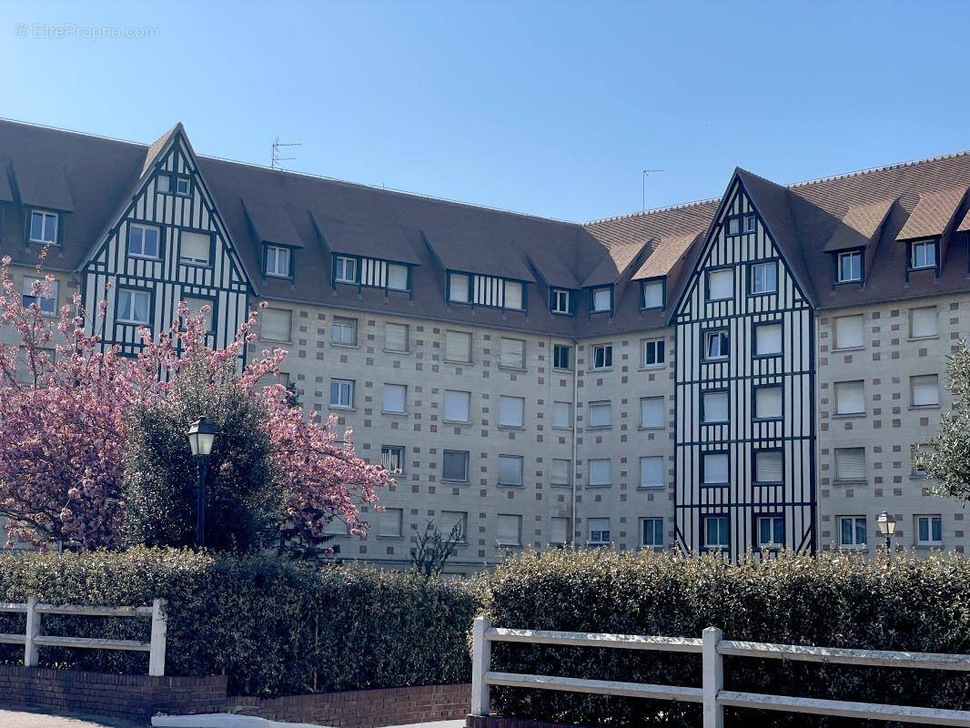 Appartement à DEAUVILLE