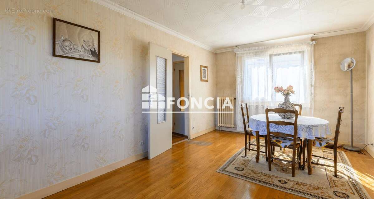 Maison à NEUILLY-SUR-MARNE