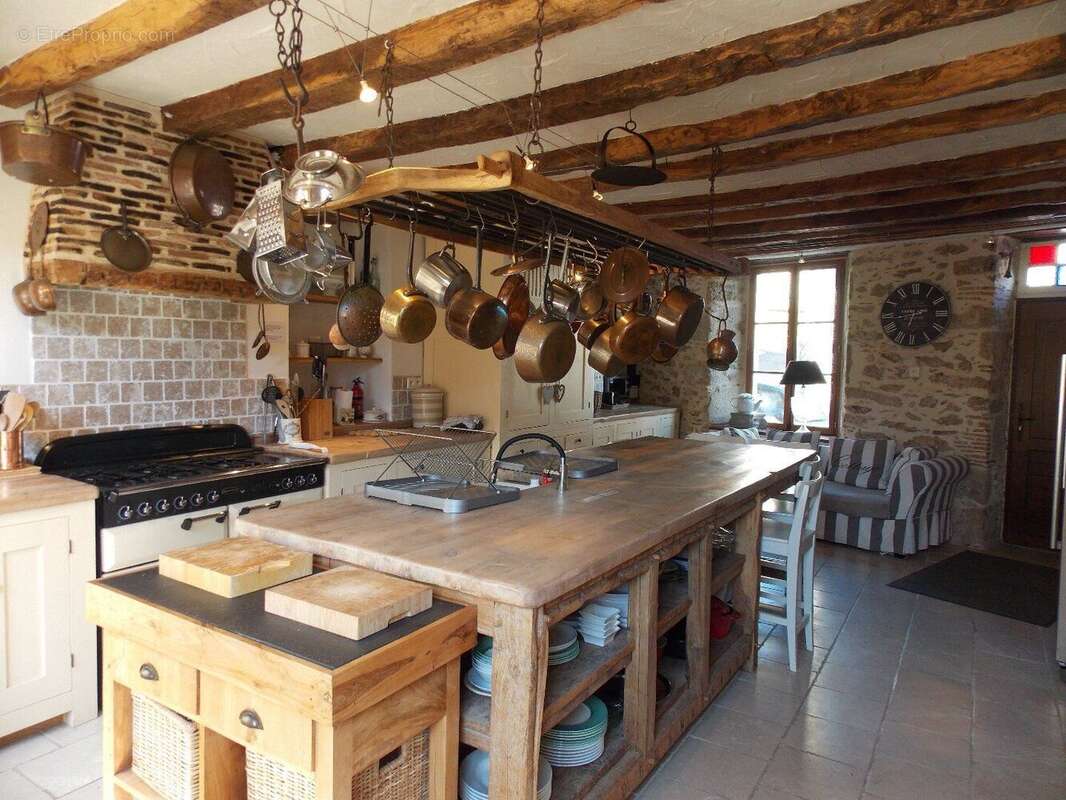 Maison à ROCHECHOUART