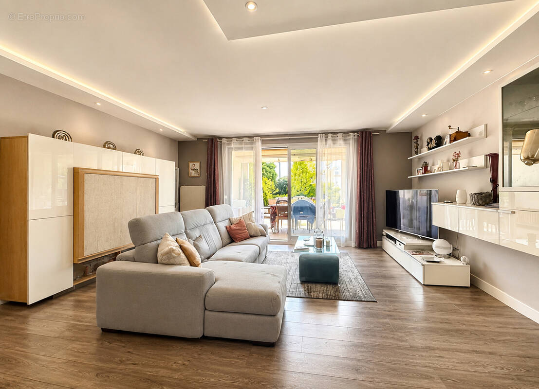 Appartement à SAINT-JULIEN-EN-GENEVOIS