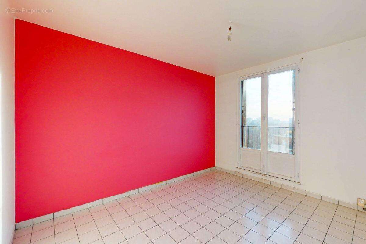 Appartement à EPINAY-SUR-SEINE