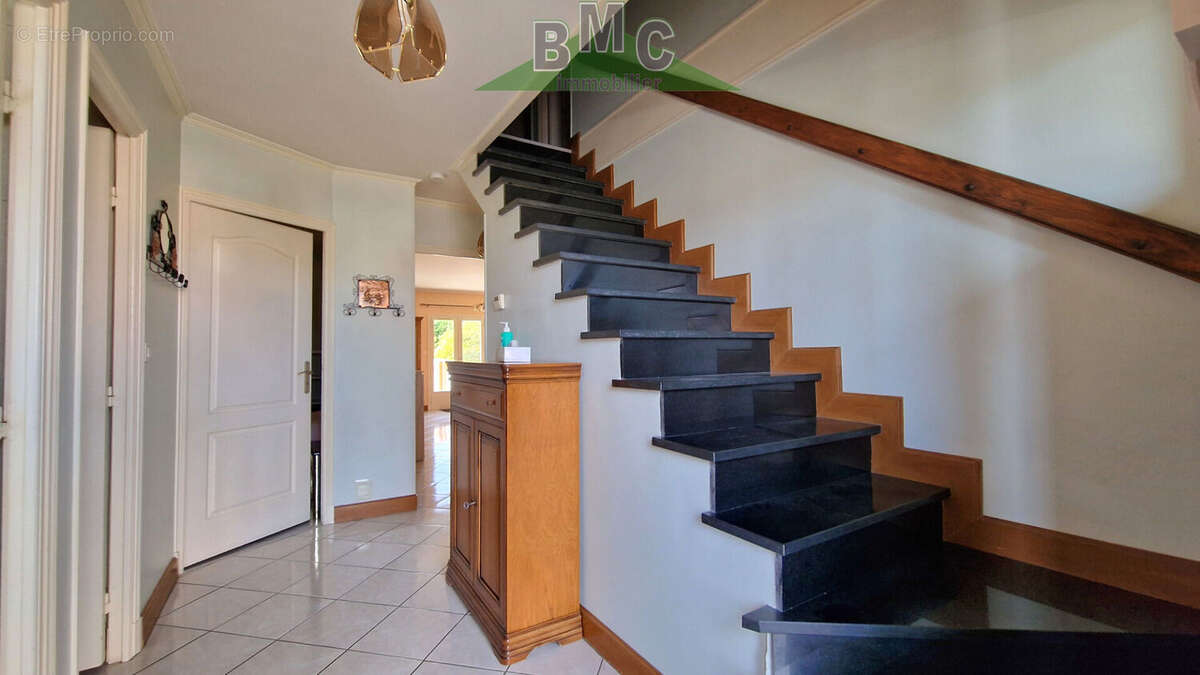 Maison à MONTIGNY-LES-CORMEILLES