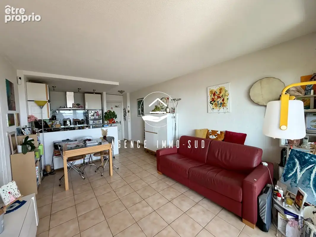 Appartement 2 Pièces avec vue dégagée + Garage sur la Corniche Fahnestock - photo 5