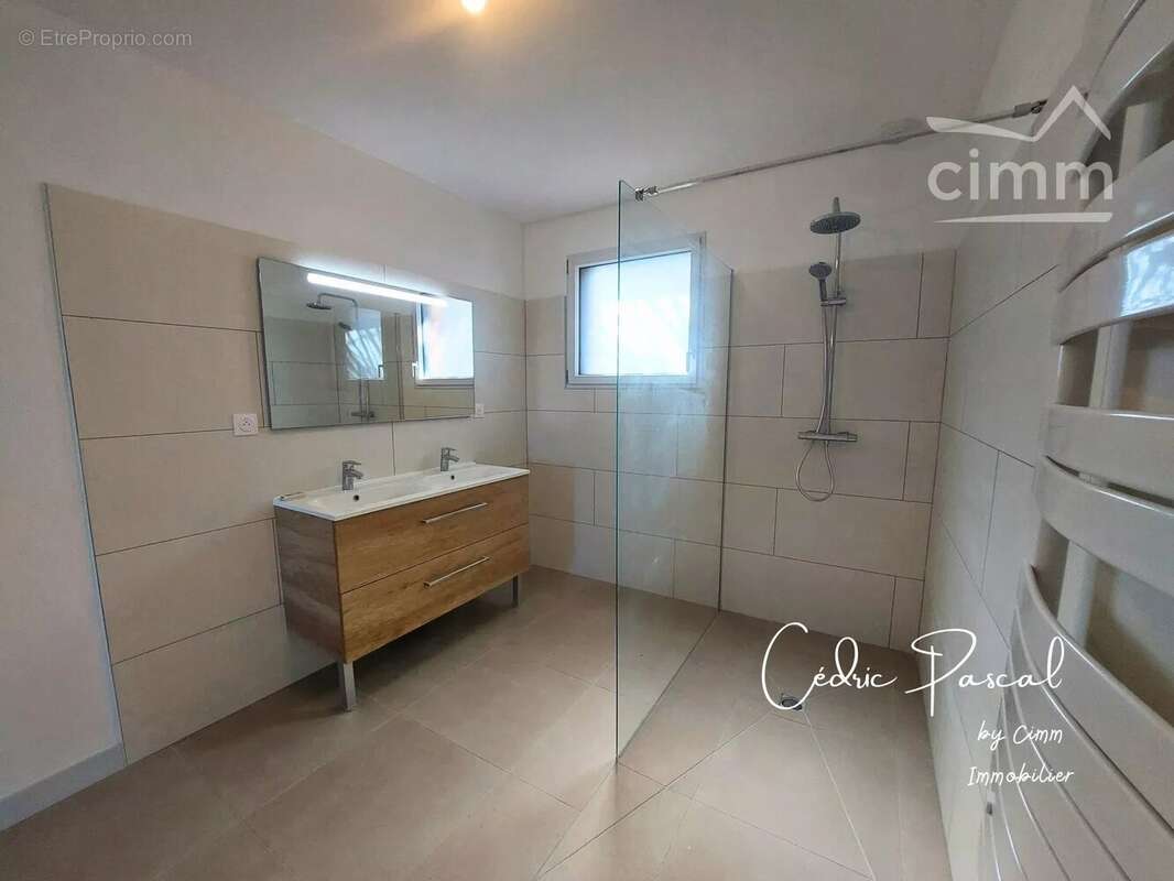 Maison à CUSSAC-FORT-MEDOC