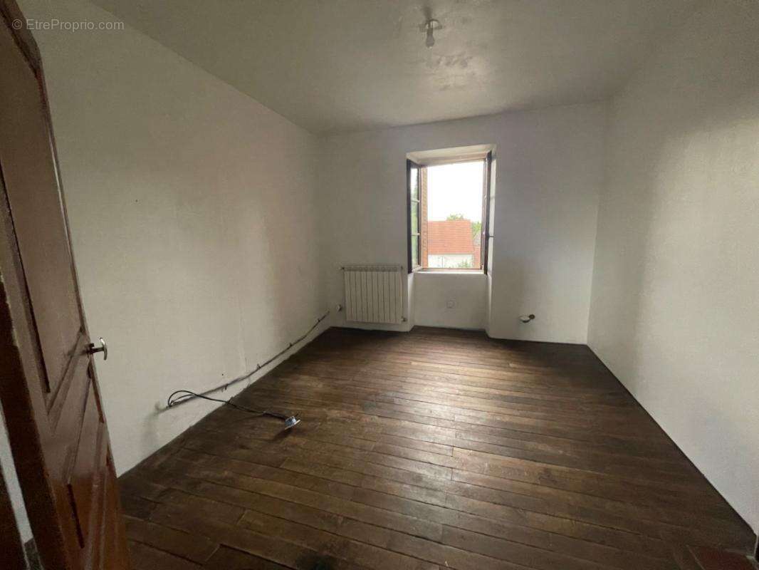 Maison de village 124m2  JOUILLAT (23) - photo 6