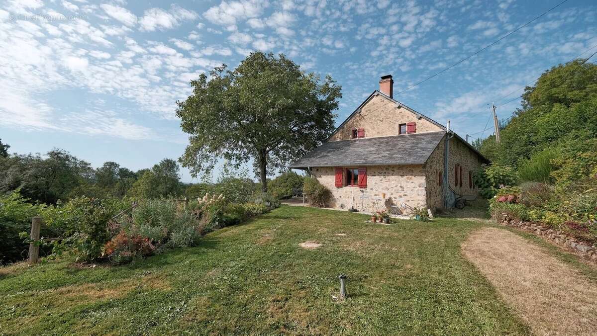 Maison à VILLAPOURCON