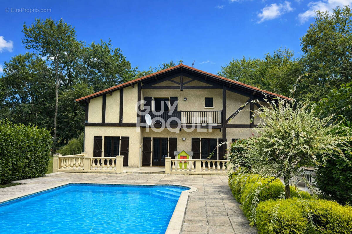 Maison à SOUSTONS