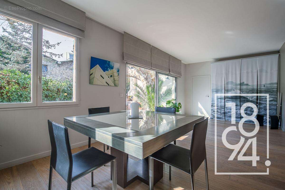 Appartement à MARSEILLE-9E