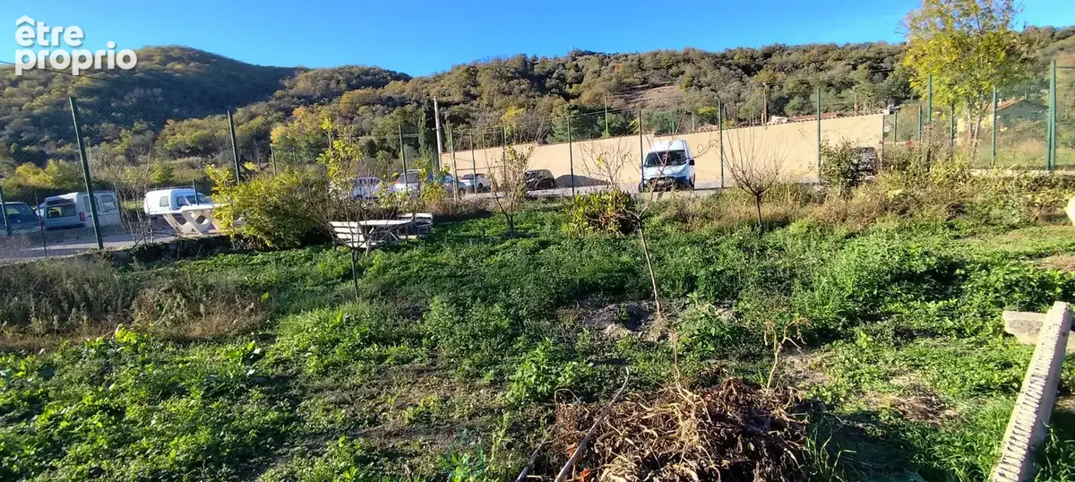 Terrain constructible 340m² hors lotissement - photo 3