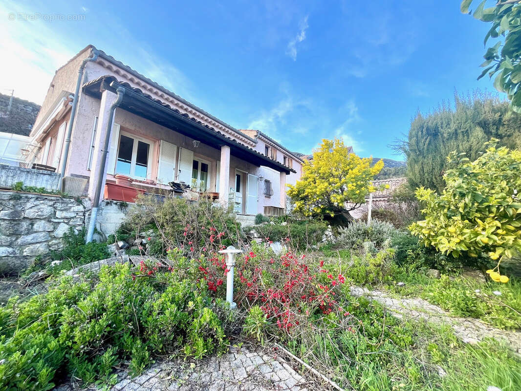 Maison à BENDEJUN