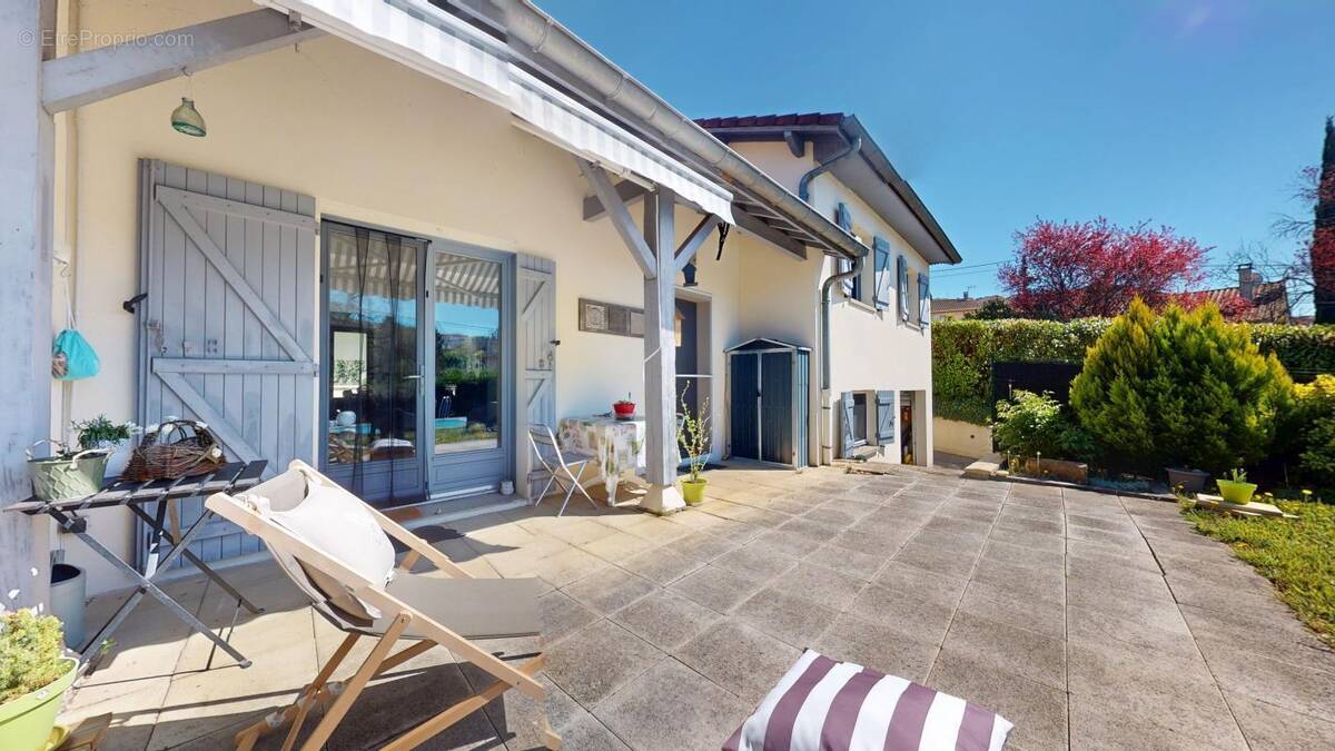 Maison à FRANCHEVILLE