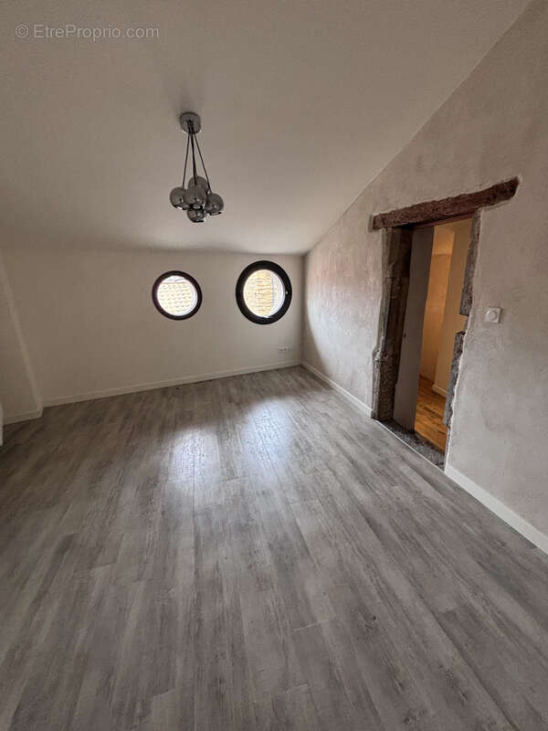 Maison à SAINT-ROMAIN-AU-MONT-D&#039;OR