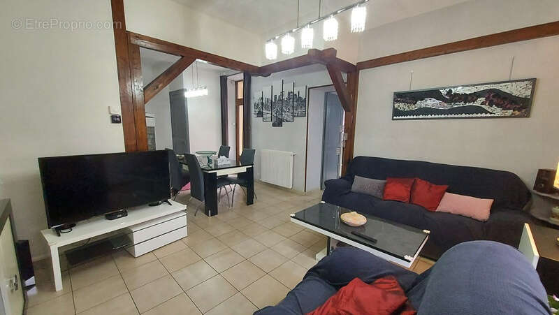 Maison à LIVET-ET-GAVET