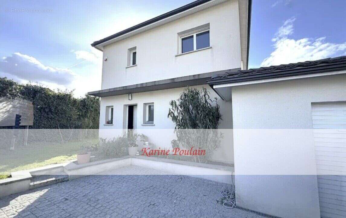 Maison 97 m² à Bassens  - photo 28