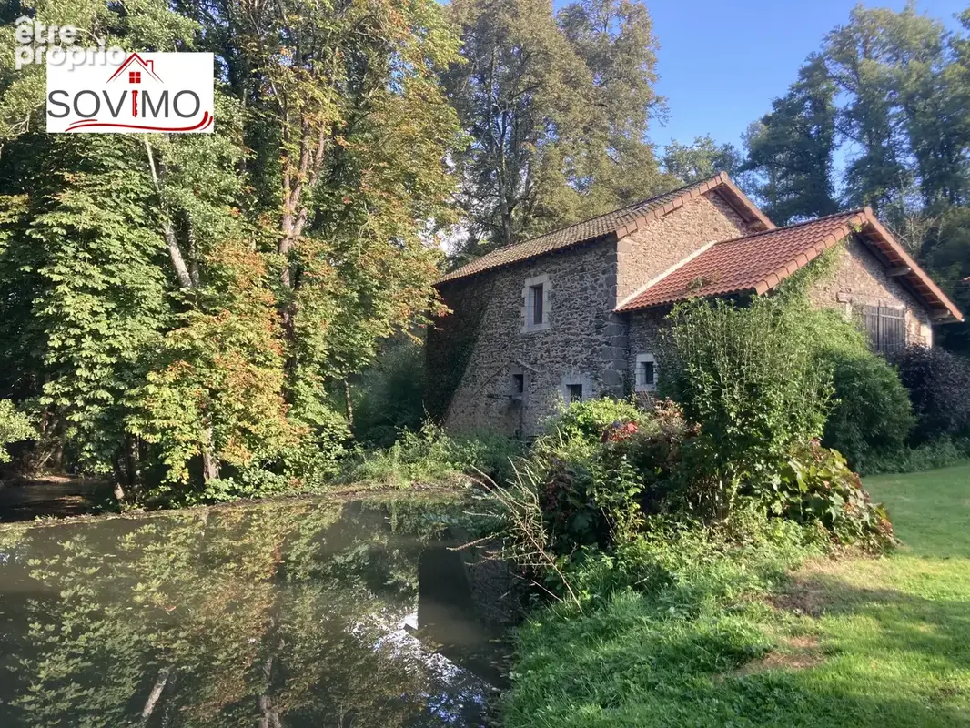 Photo Maison à Saint-Maurice-Des-Lions au prix de 299 950€