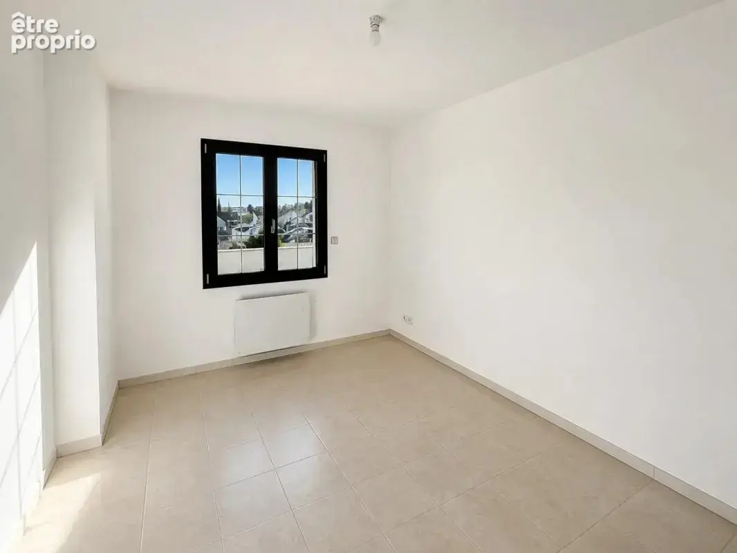Maison de 4 pièces de 120 m² à Bourges - photo 7