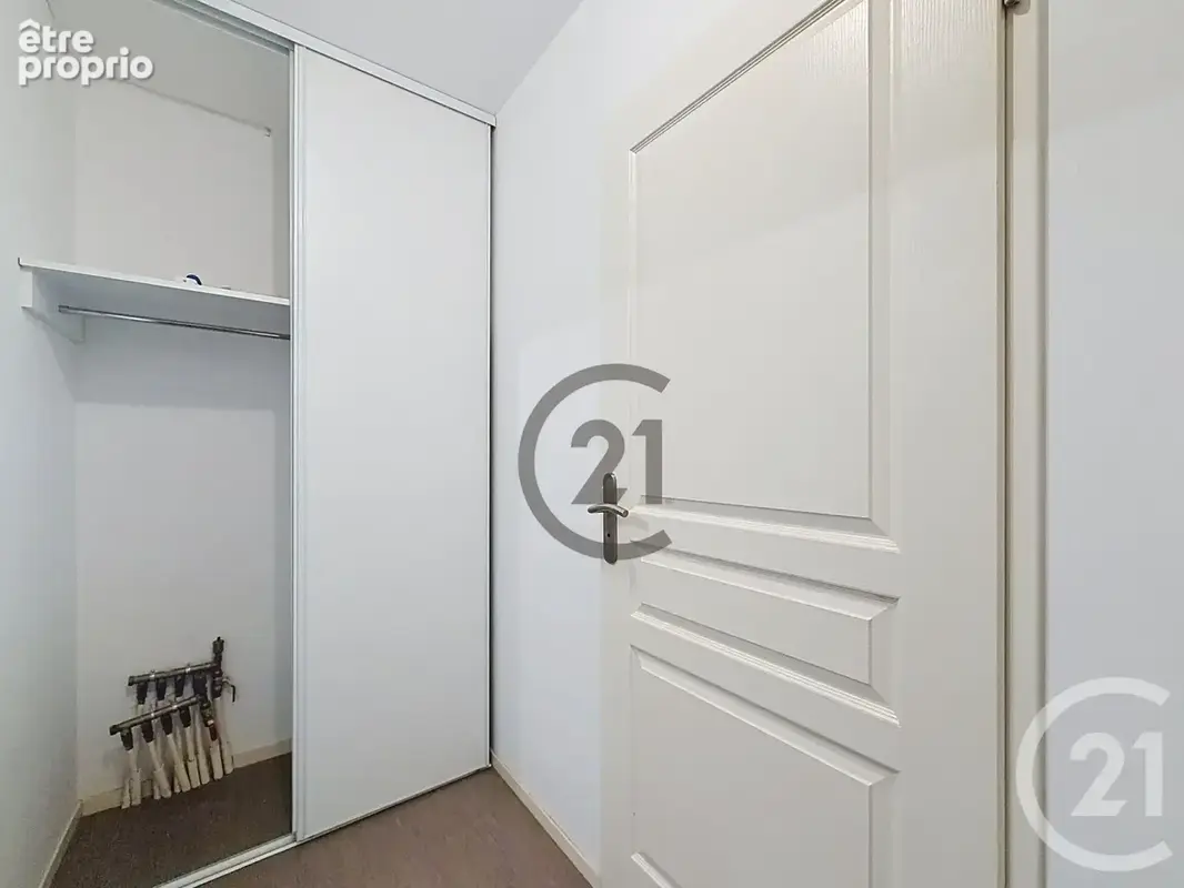 Appartement 2 pièces 42 m² à vendre à Troyes (10000) - photo 4