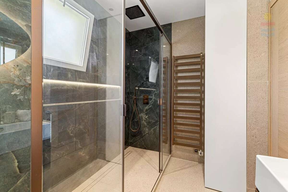 Nice – mont boron – superbe 3 pièces traversant de 89 m² – vue panoramique ville & mer – terrasses 20m² - photo 15
