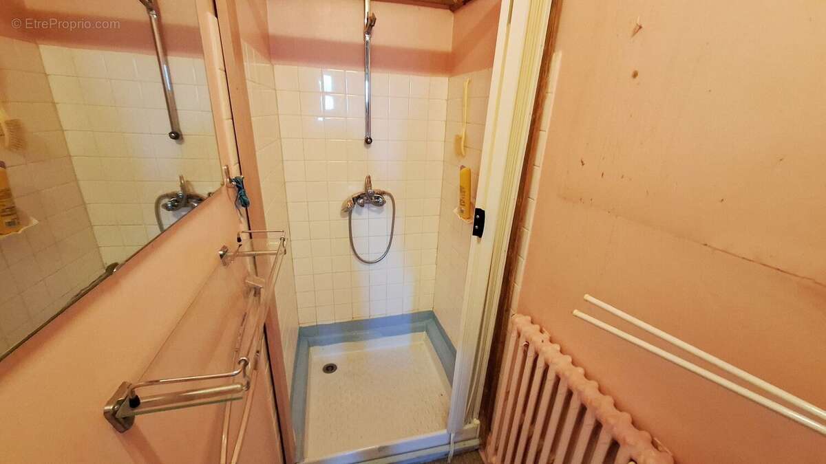 A vendre à Vichy Maison 3 pièces avec sous-sol. - photo 9
