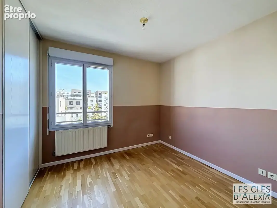 EXCLUSIVITÉ – T4 avec balcon et cave – Villeurbanne - photo 8