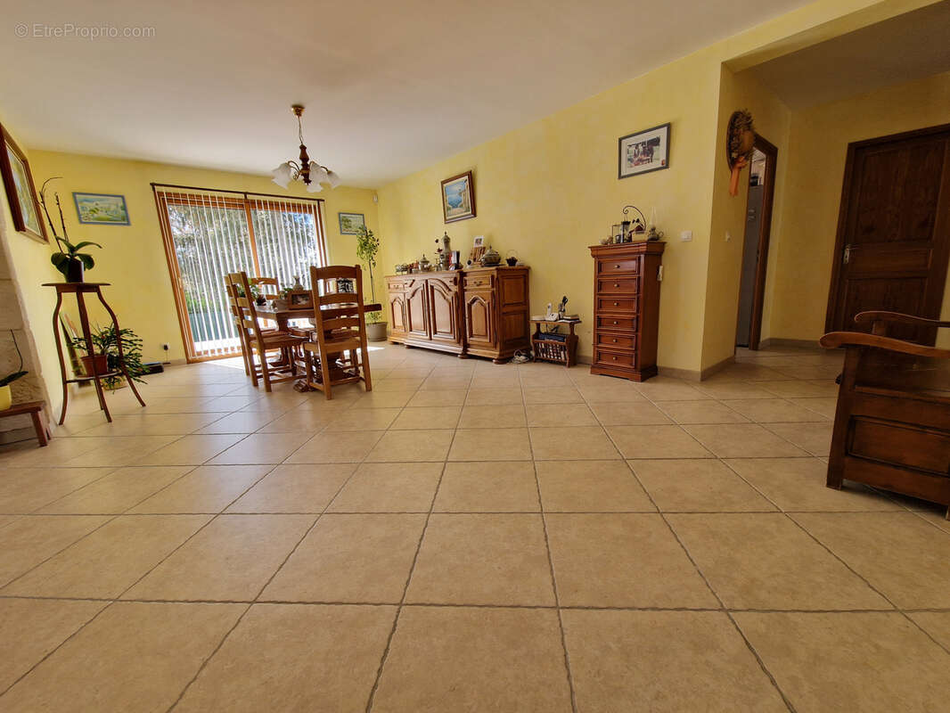 Maison à MAGNANVILLE