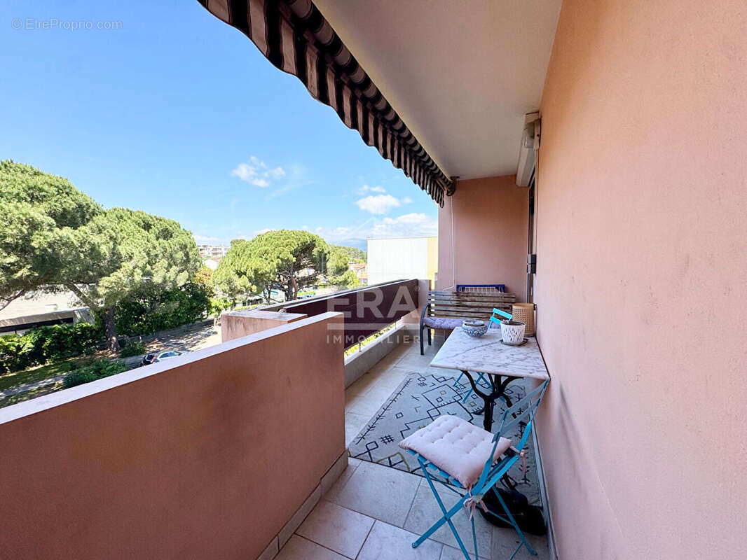 Appartement à LE CANNET