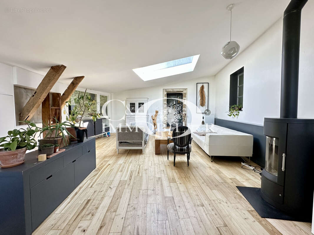 Maison à LEGE