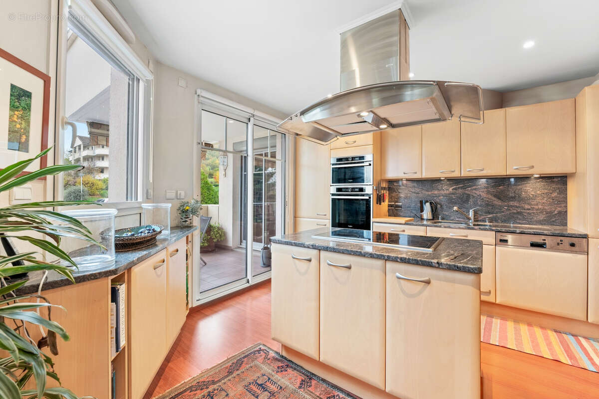 Appartement à DIVONNE-LES-BAINS