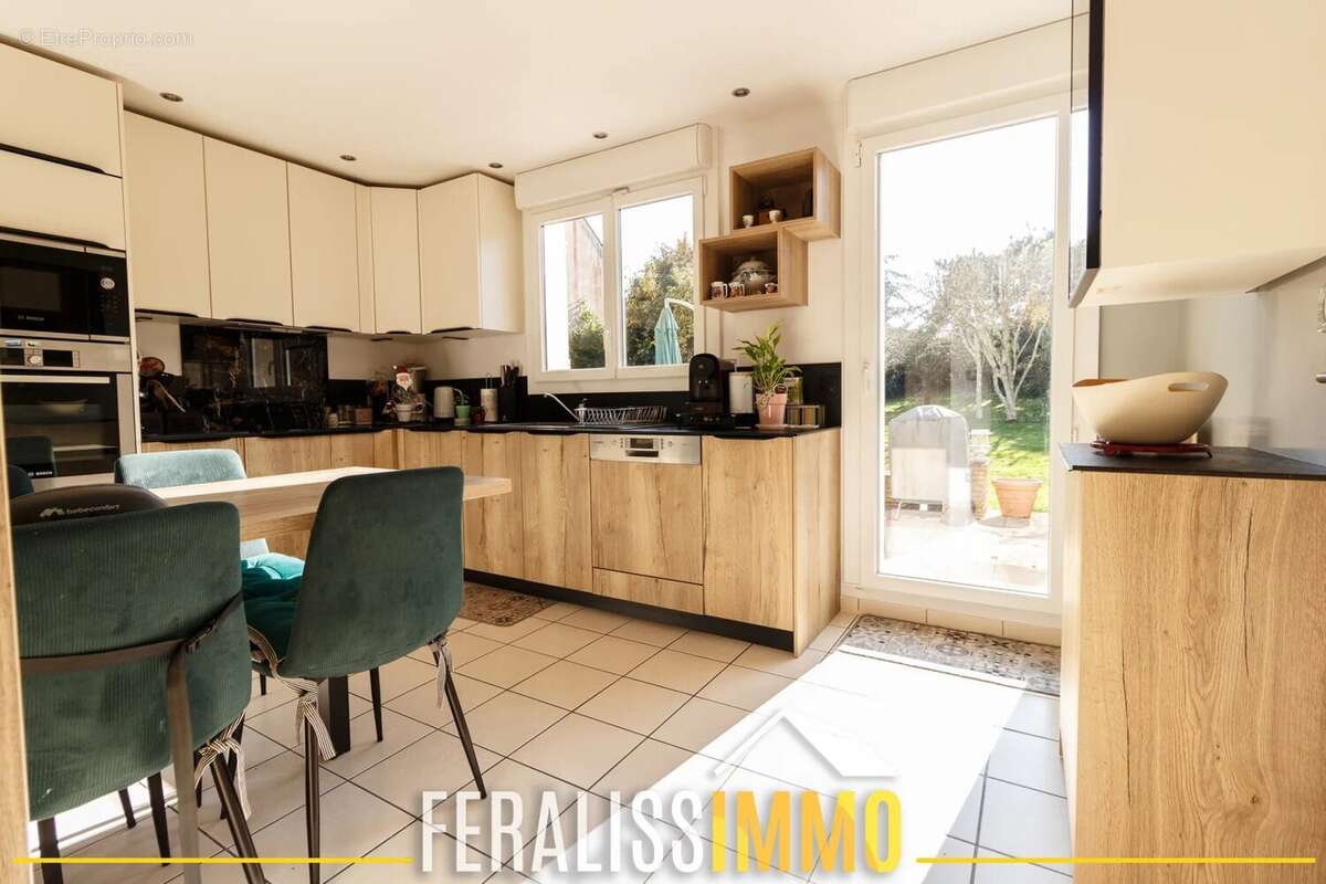 Maison à COURDIMANCHE