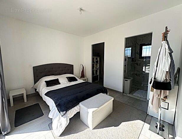 Maison à SAINT-HILAIRE