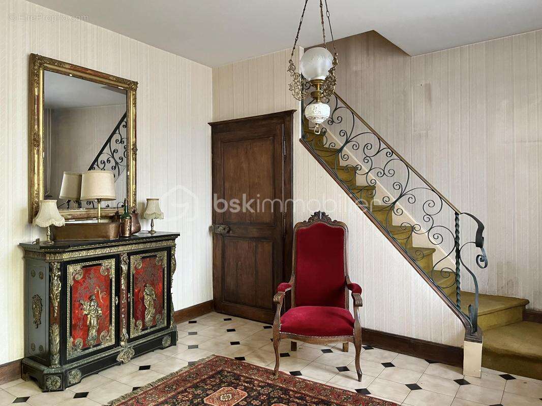 Maison à BALAN