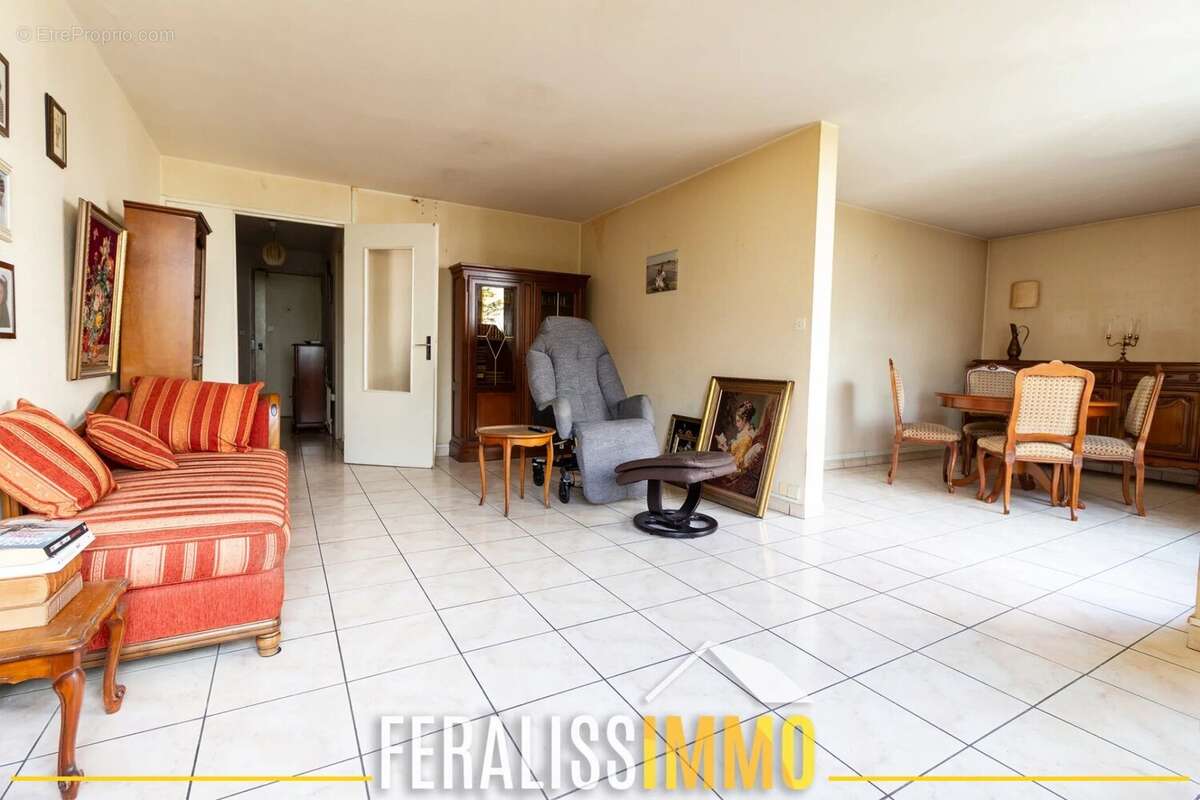 Appartement à ERAGNY