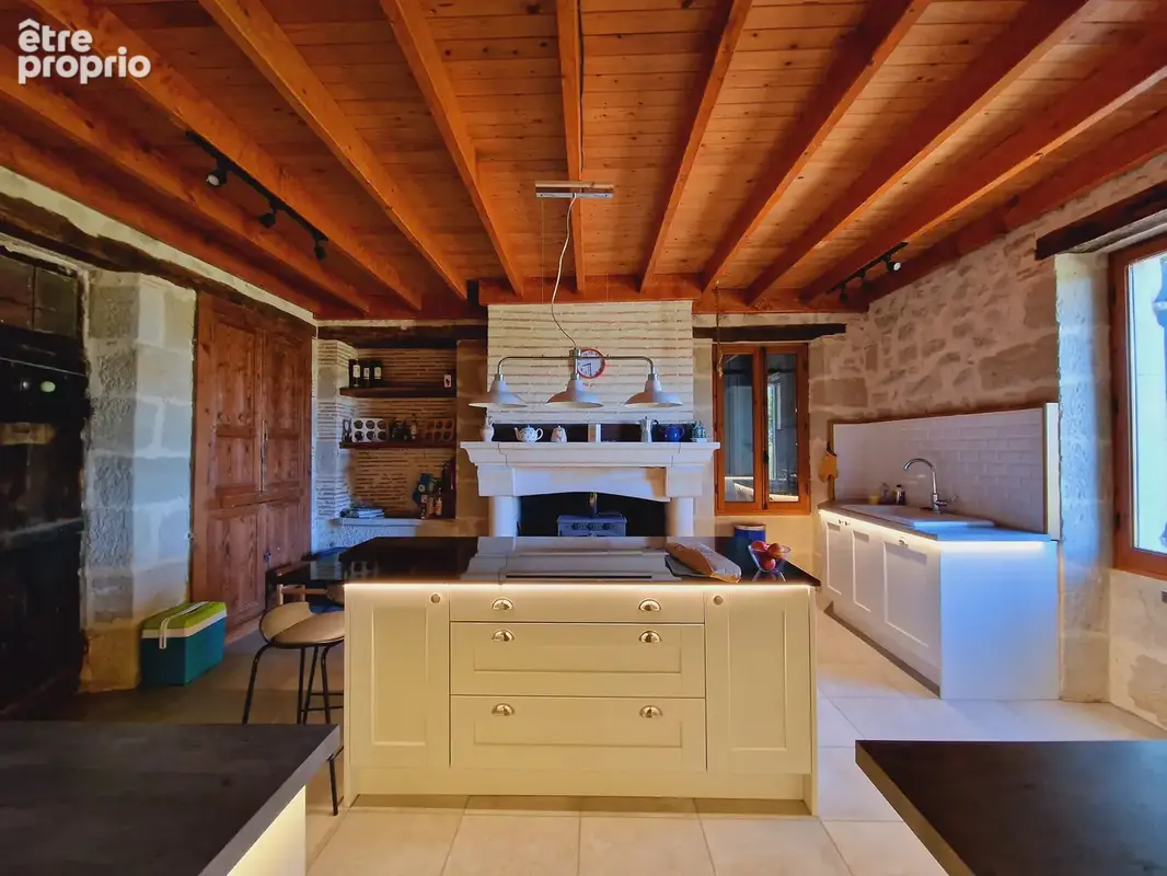 Maison en pierre avec 3 chambres et piscine - photo 2
