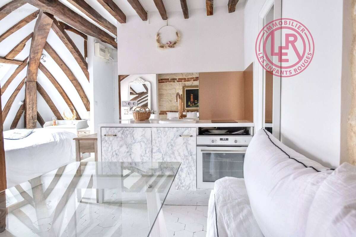 Appartement à PARIS-6E