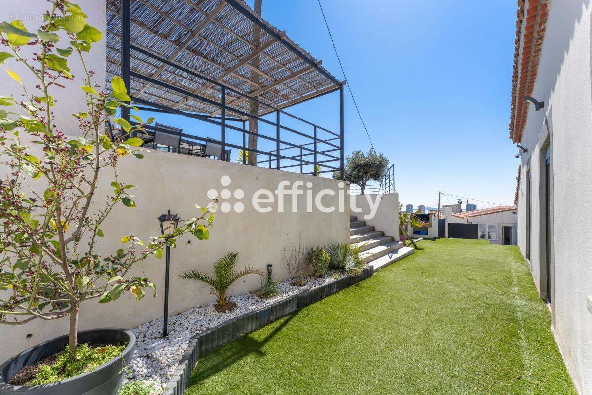 Maison à MARSEILLE-15E