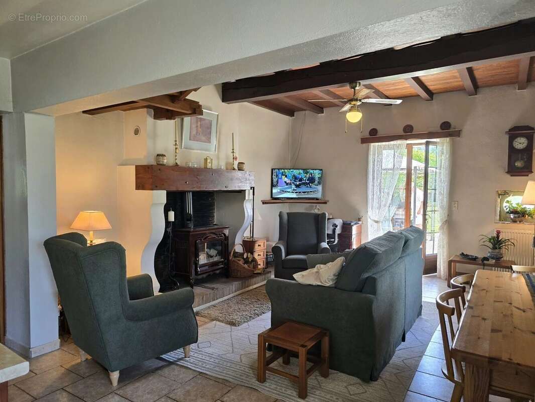 Appartement à PONTEYRAUD