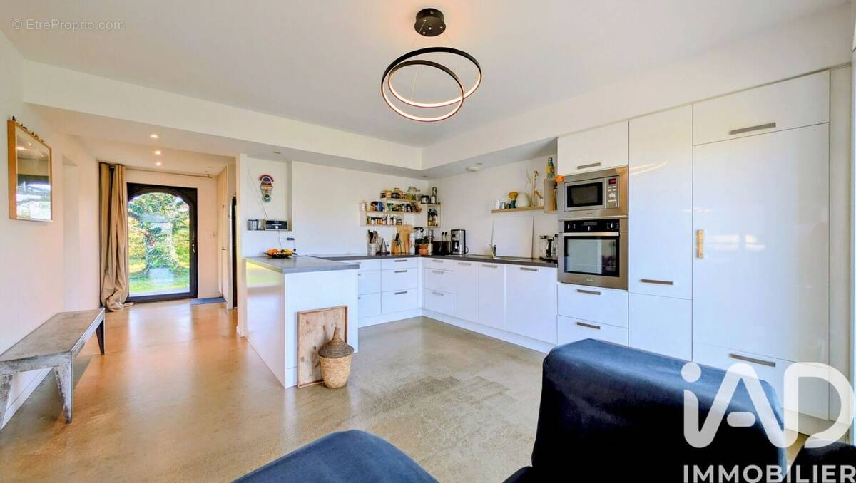 Photo 1 - Maison à LOCMINE