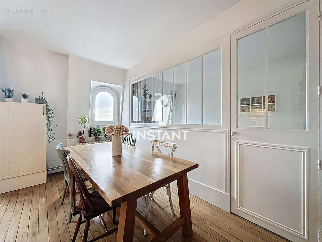 Appartement à SAINT-MAURICE