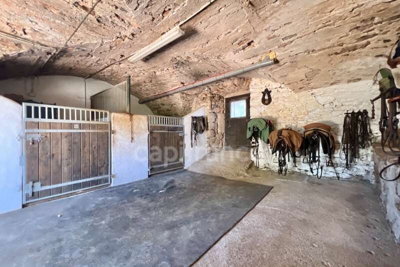 Propriété 203 m² habitables et 265 m² de dépendances - photo 24
