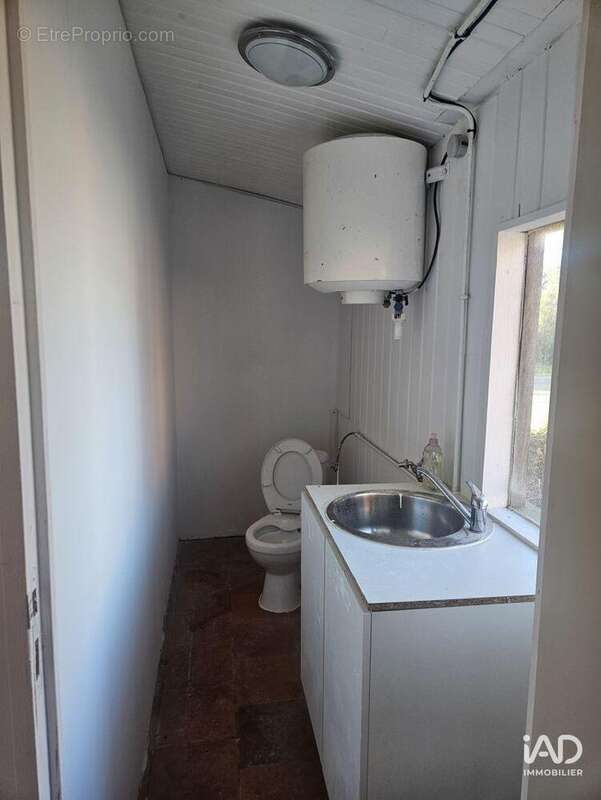 Photo 3 - Commerce à NARROSSE