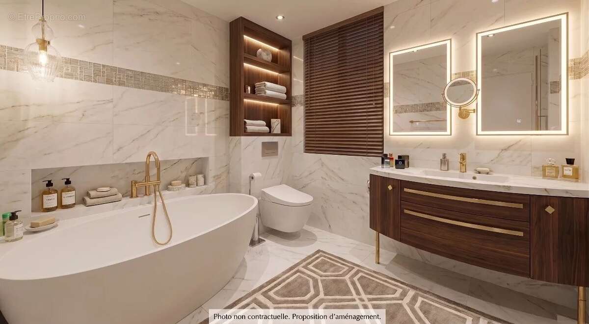 Appartement à PARIS-16E