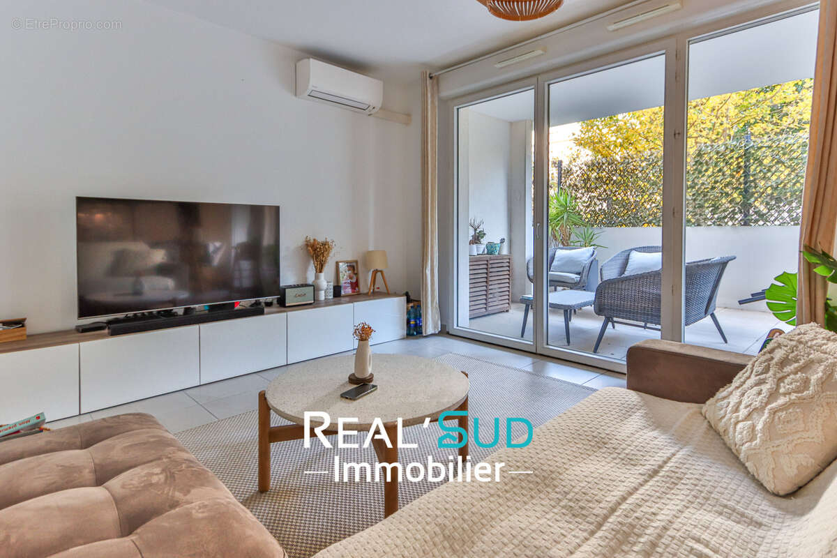 Appartement à MARSEILLE-9E