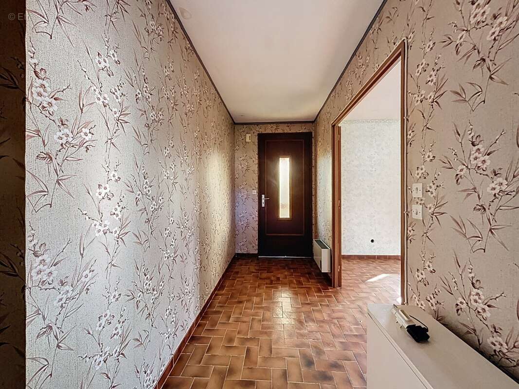 Maison à MONTELIMAR