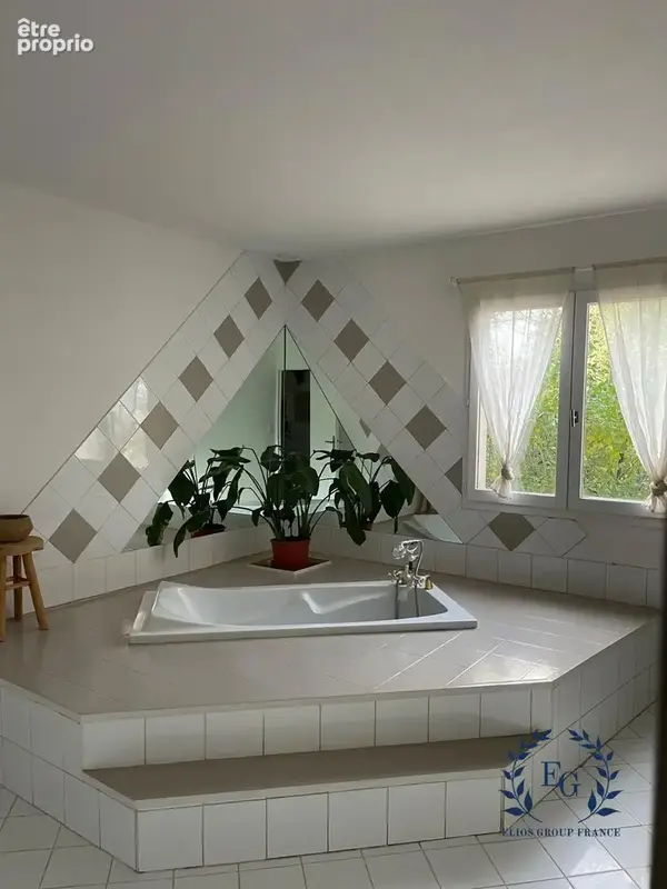 Maison 5 pièces 138 m² à vendre à Evenos (83330) - photo 9