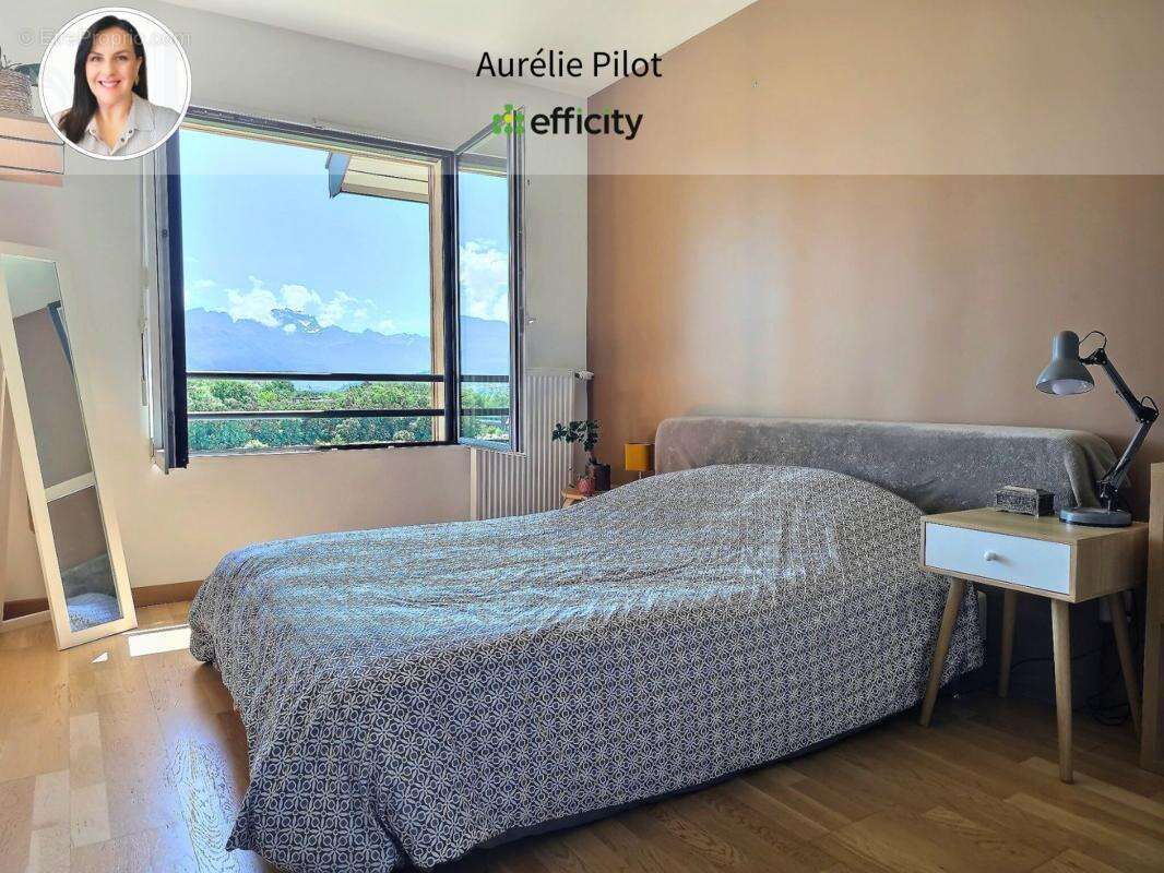 Appartement à POISY