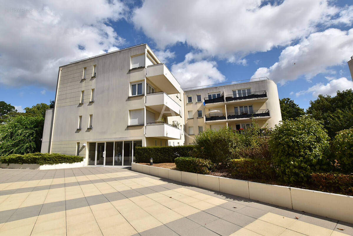 Appartement à COMBS-LA-VILLE