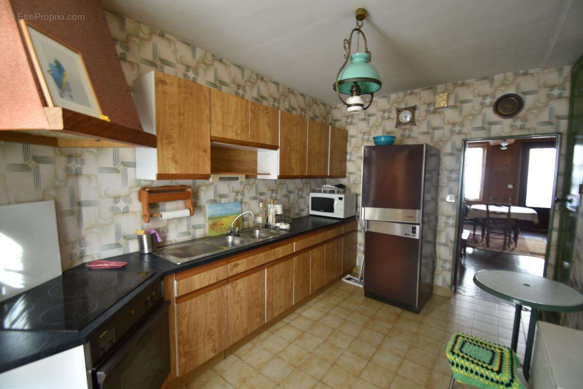 Maison à COSNE-COURS-SUR-LOIRE