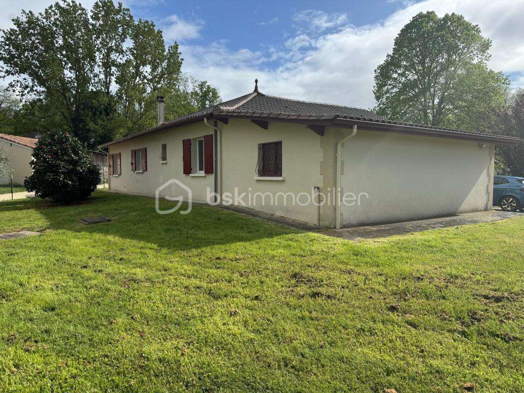 Maison à ABZAC