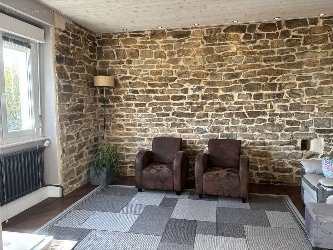 Maison à PLONEOUR-LANVERN